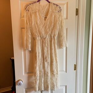 Elegant Cream Lace Dress